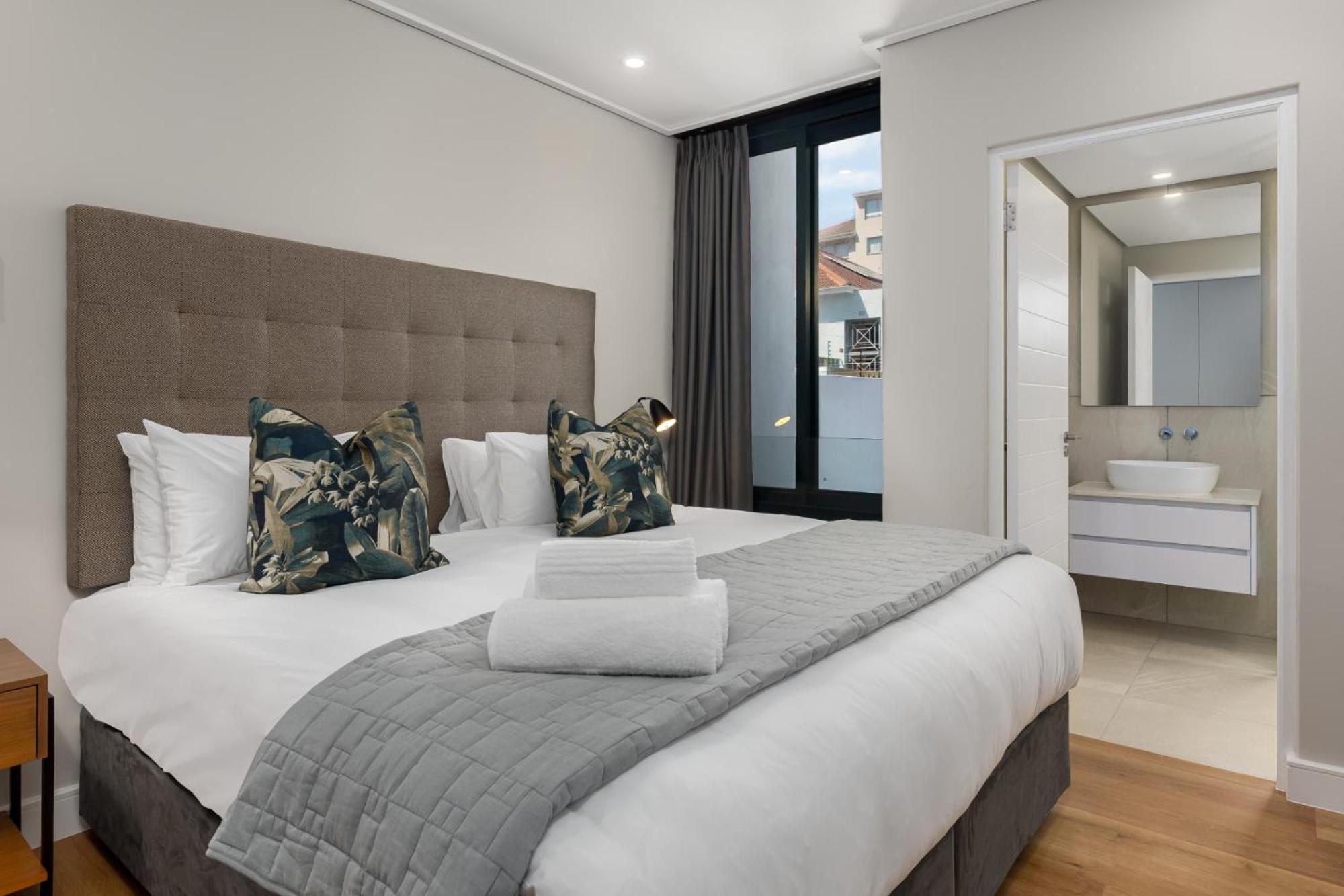 The Bantry * Cape Town